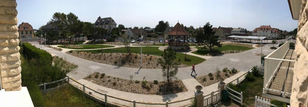 Appartamento Les Alisés Merville-Franceville-Plage Esterno foto