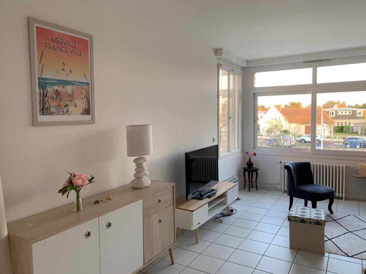 Appartamento Les Alisés Merville-Franceville-Plage Esterno foto