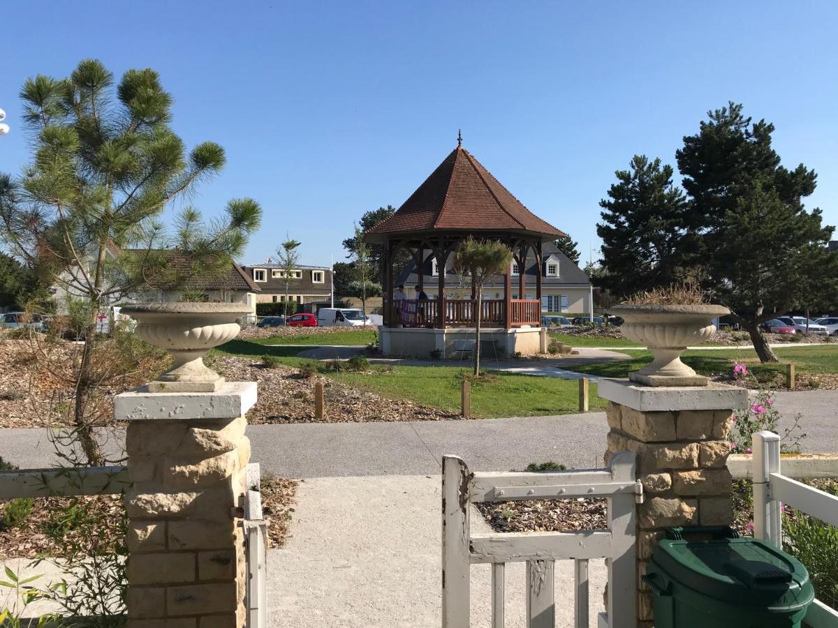 Appartamento Les Alisés Merville-Franceville-Plage Esterno foto