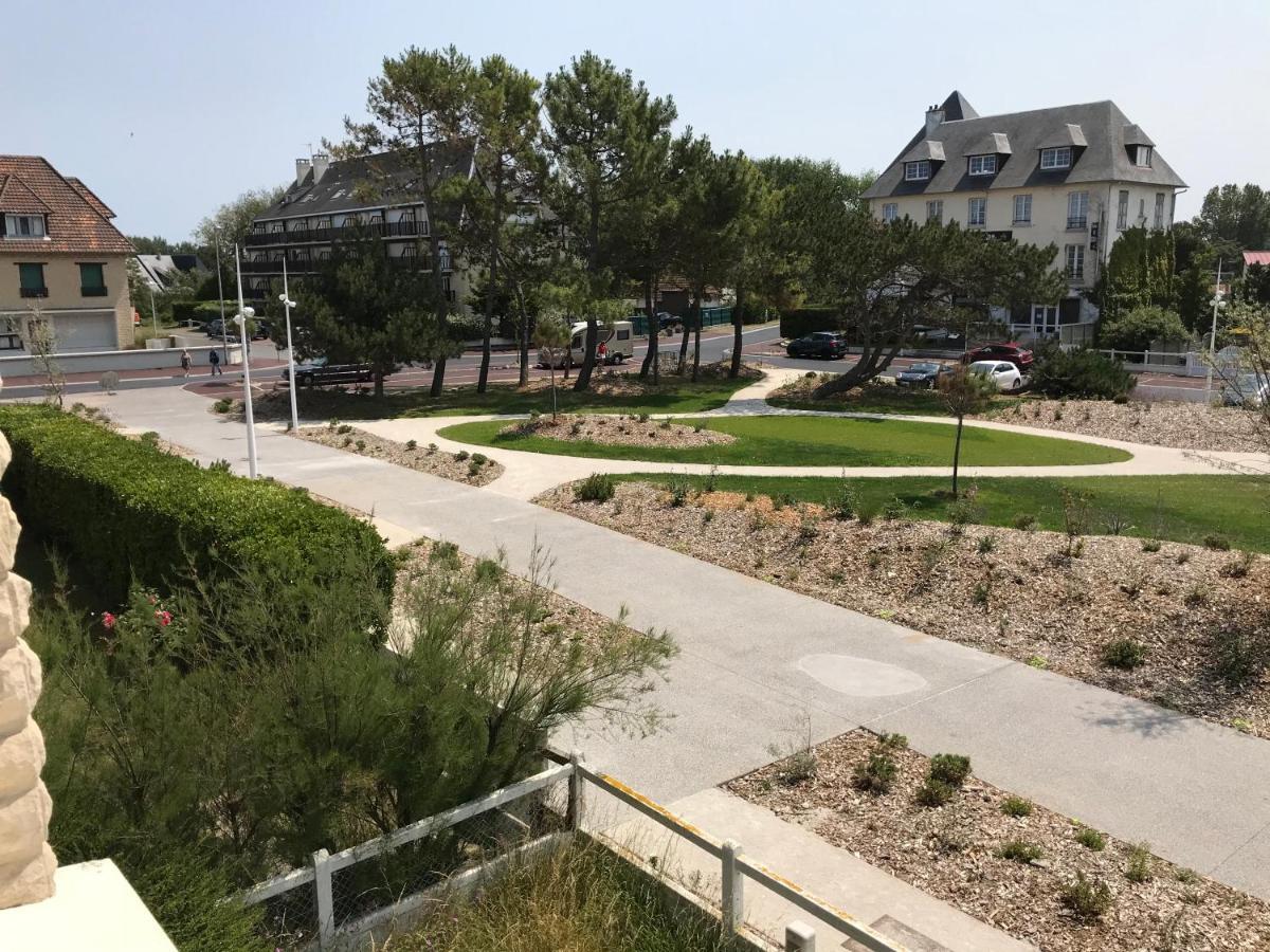 Appartamento Les Alisés Merville-Franceville-Plage Esterno foto